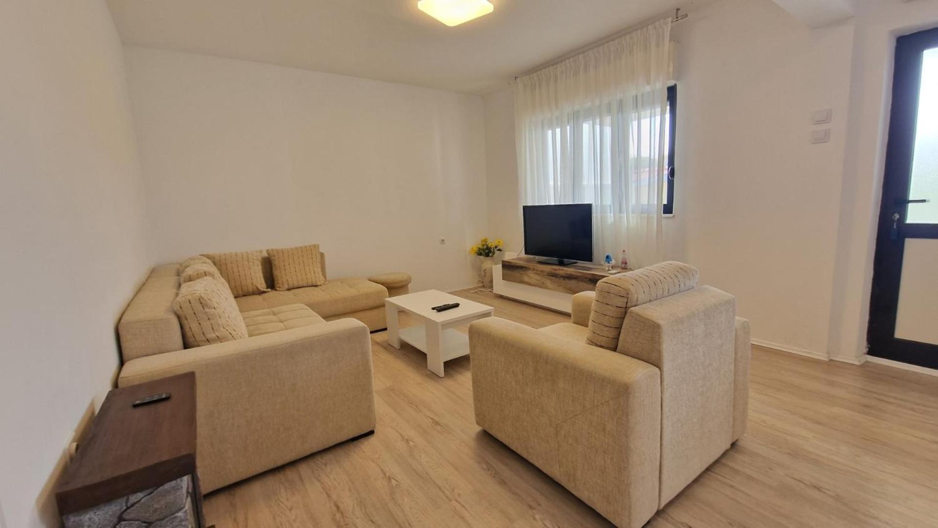 Kuca Za Odmor Laura Apartment ราชานาส ภายนอก รูปภาพ