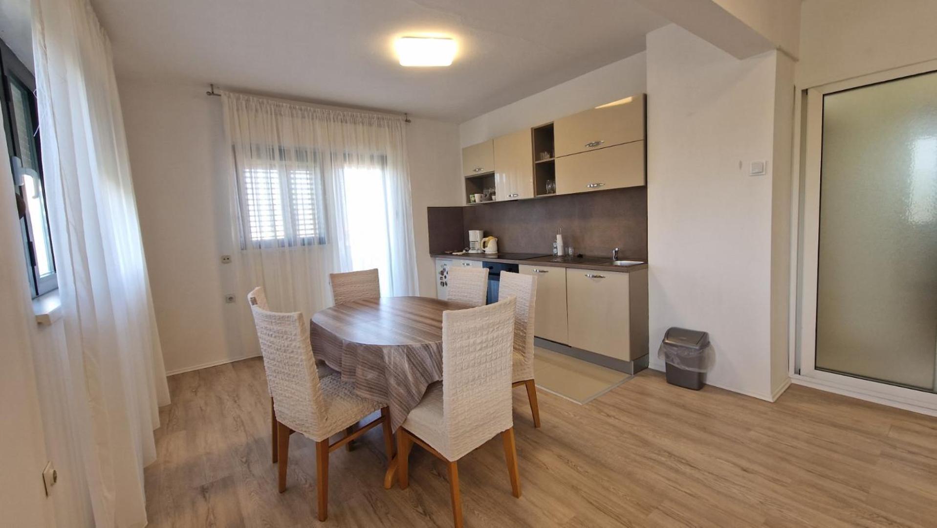 Kuca Za Odmor Laura Apartment ราชานาส ภายนอก รูปภาพ