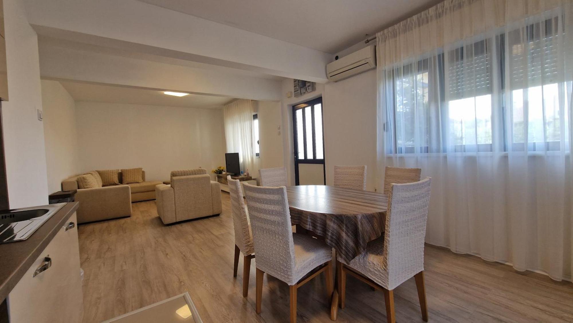 Kuca Za Odmor Laura Apartment ราชานาส ภายนอก รูปภาพ